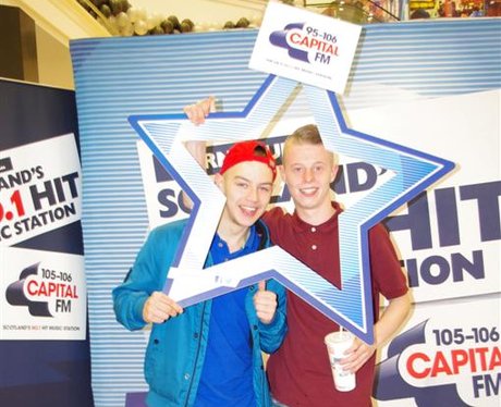 Were you pap'd by the Capital Street Stars?