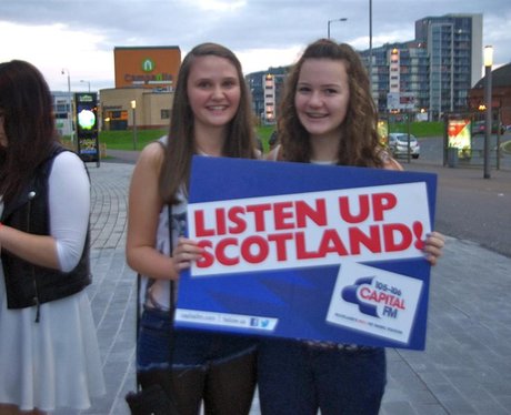 Were you pap'd by the Capital Street Stars?