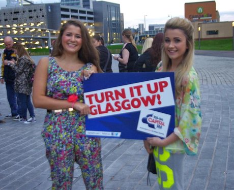 Were you pap'd by the Capital Street Stars?