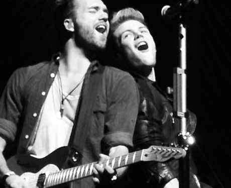 Lawson on tour with Jessie J