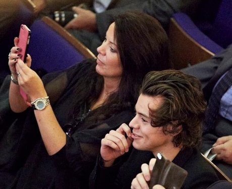 Harry Styles with his mum