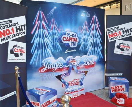 Were you pap'd by the Capital Street Stars?