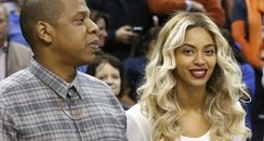 Jay Z and Beyonce attend basket ball game