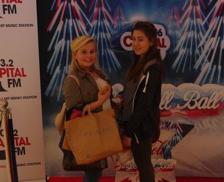 Xmas comes to Cascades Shopping Centre