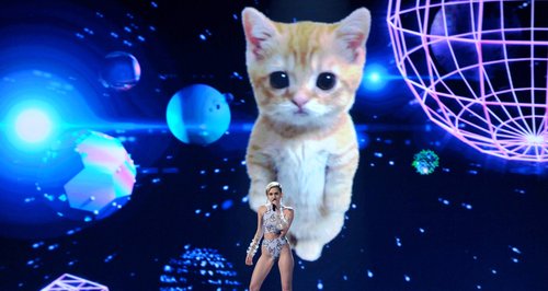 Miley Cyrus American Music Awards 2013