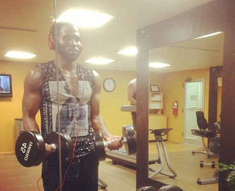 Jason Derulo at the gym working out