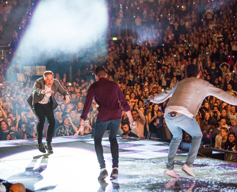 Olly Murs with Rizzle Kicks live Jingle Bell Ball 
