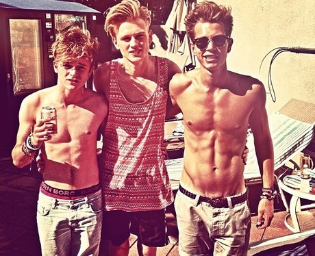 The Vamps Soak Up The Sun #Swoon - Top 50 Instagram Moments Of 2013 ...