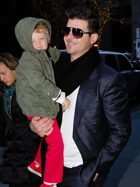 Robin Thicke with his son