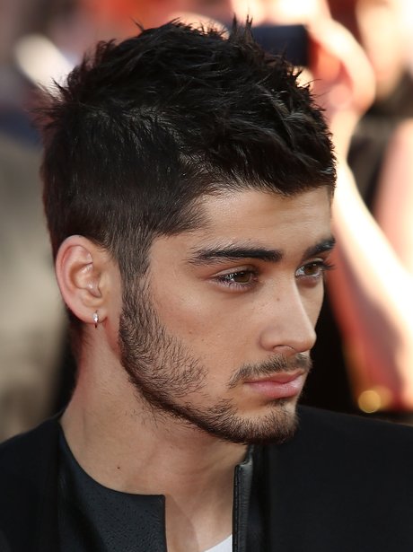 We were so busy staring at Zayn's GORGEOUS visage... we didn't even ...