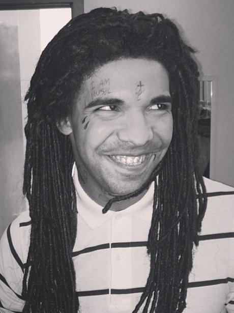 Drake dressed as Lil Wayne