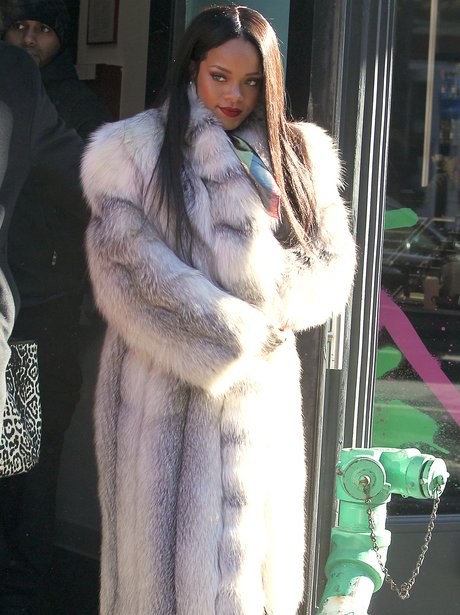 Rihanna Shields Herself From The Cold In New York With A Fur Coat