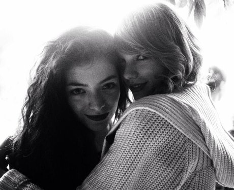 Taylor Swift And Lorde at the Grammy Awards