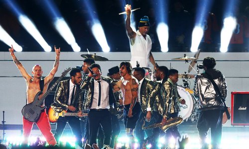 Bruno Mars Injects Soul Into the Super Bowl Halftime Show With RHCP