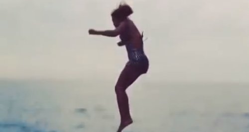 beyonce jumping from yacht