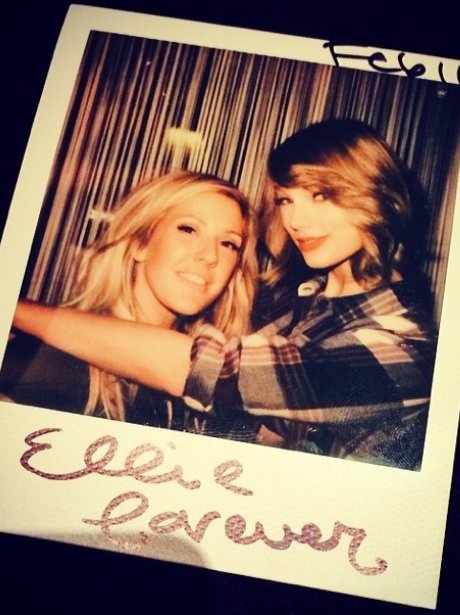 taylor swift with short hair