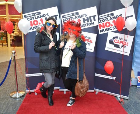 Were you pap'd by the Capital Street Stars?