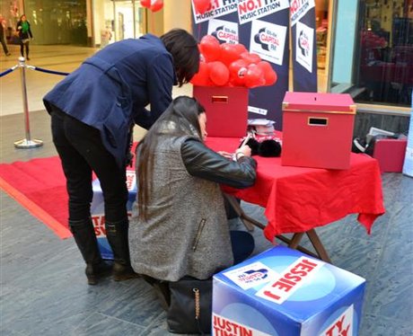Were you pap'd by the Capital Street Stars?