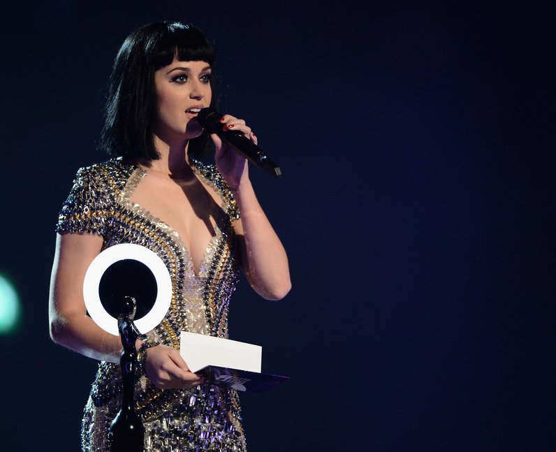 Katy Perry BRIT Awards 2014 On Stage