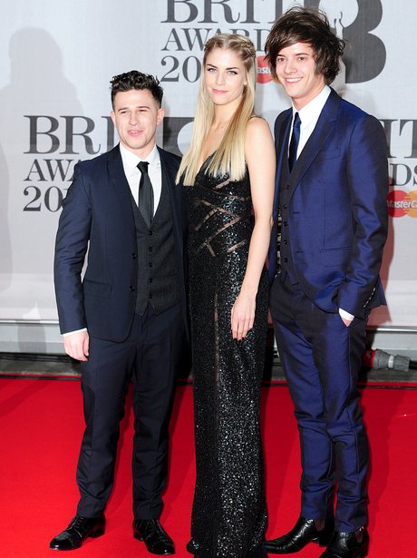 London Grammar BRIT Awards 2014 Red Carpet