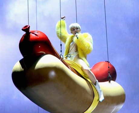 Miley Cyrus Bangerz Tour 2014