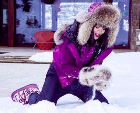 Rihanna on a skiing holiday