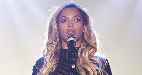 Beyonce Sings Happy Birthday To Fan During 'Mrs Carter Show' UK Tour ...