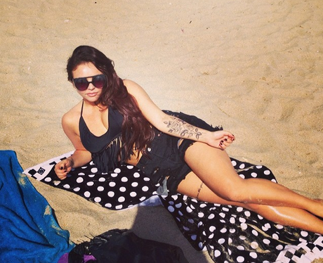 Little Mix's Jesy Nelson Relaxes On The Beach - Pictures ...