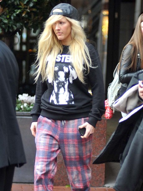 Ellie Goulding wearing pyjama trousers