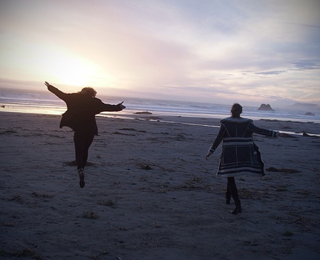 Taylor Swift and Karlie Kloss Road Trip