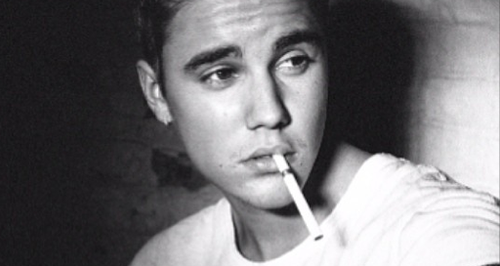 Justin Bieber poses as James Dean