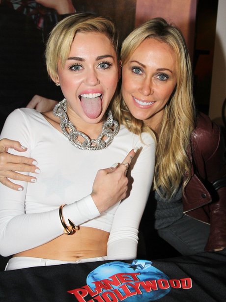 Miley Cyrus and Mum