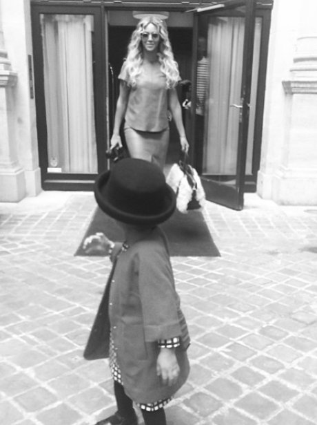 Beyonce and Blue Ivy go out together
