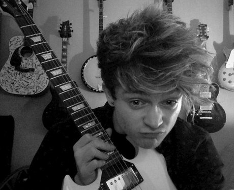 The Vamps Connor Ball Selfie Instagram