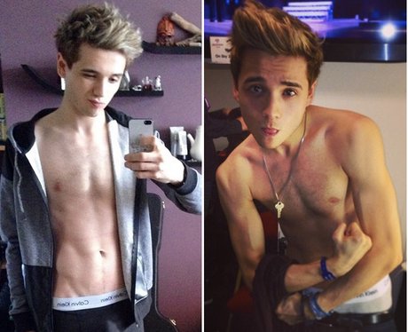 Sexy Selfies: Elyar Fox