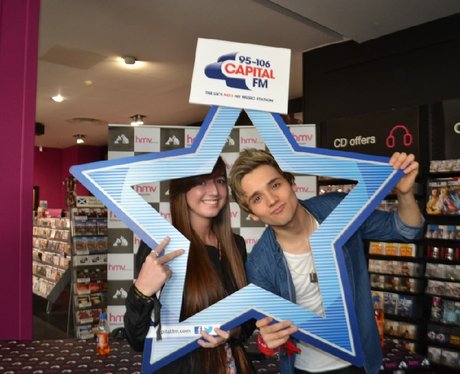 Were you pap'd by the Capital Street Stars?