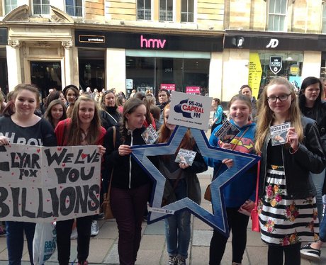 Were you pap'd by the Capital Street Stars?