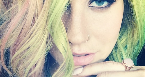 Kesha with rainbow hair