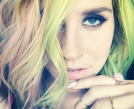 Kesha with rainbow hair