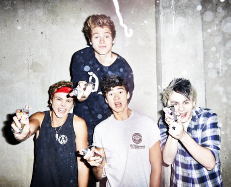 5 Seconds Of Summer Press Shot 2014