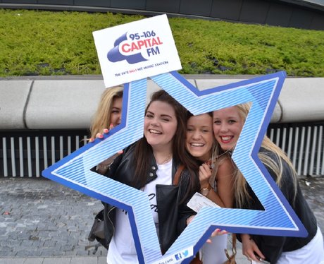 Were you pap'd by the Capital Street Stars?