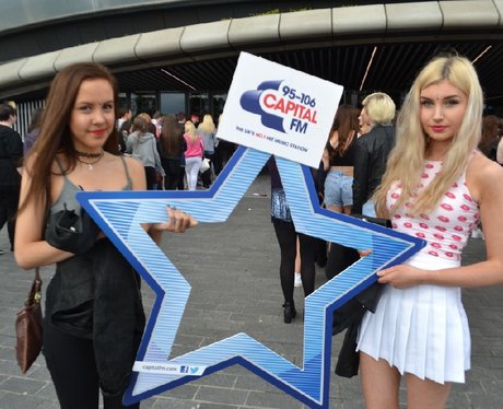 Were you pap'd by the Capital Street Stars?