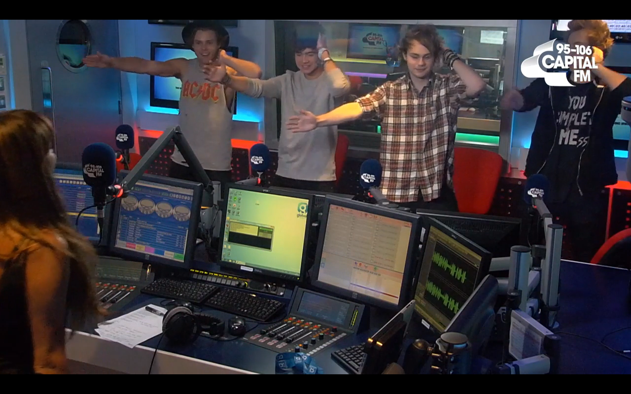 5SOS Do The Sprinkler