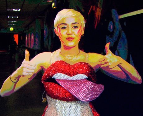 Miley Cyrus Billboard Awards 2014 Video