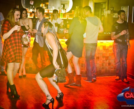 30s singles nights