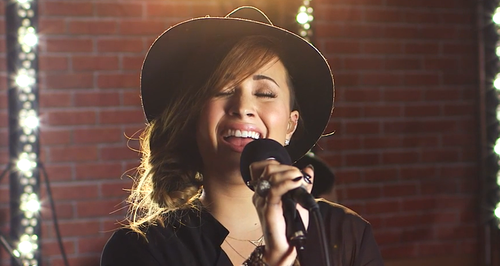 Demi Lovato Sings AMAZING Cover Of Ed Sheeran's 'Give Me Love' In ...