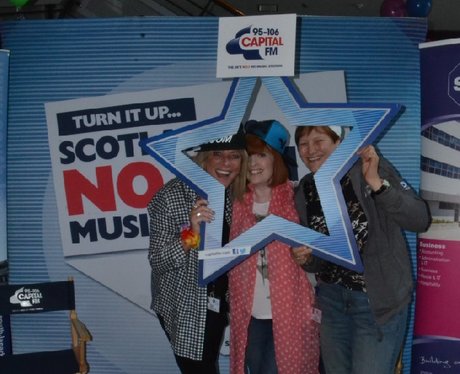 Were you pap'd by the Capital Street Stars?