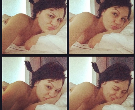 Jessie J Naked No Make-Up Selfie