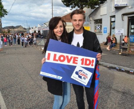 Were you pap'd by the Capital Street Stars?