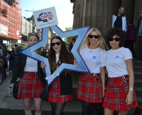 Were you pap'd by the Capital Street Stars?